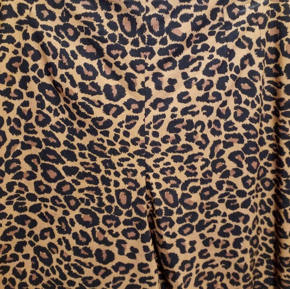 Leopard Print Stretch Pants - Picture 2 of 6